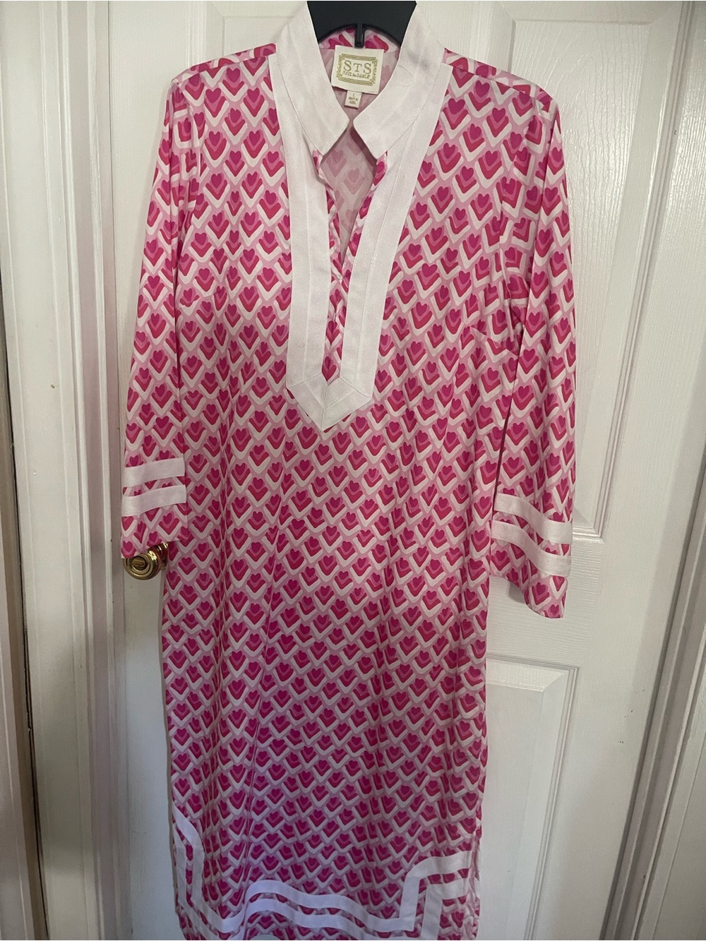 Sail to Sable Pink Heart-Print Long Sleeve Tunic Dress with White Trim